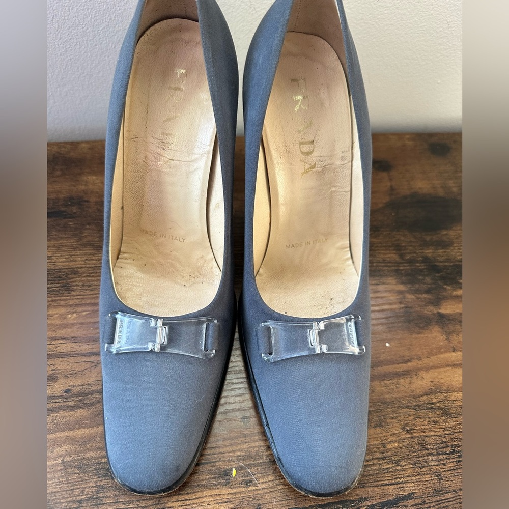 Vintage Prada acrylic buckle blue pump size 36.5 - Picture 3 of 13